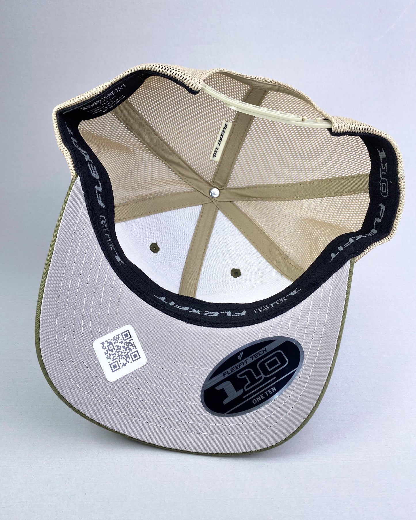 Bravo Premium hat in olive/khaki with snook design leather patch