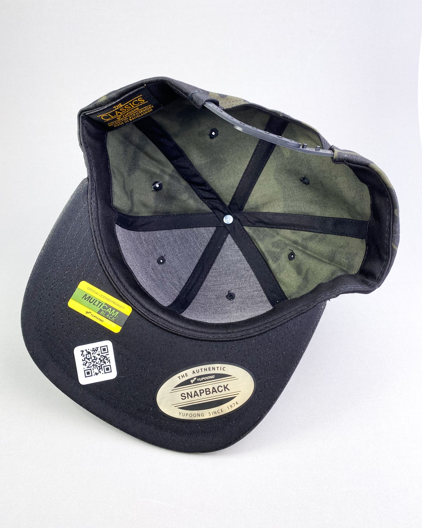 Bravo Premium hat in dark camo with shark design leather patch