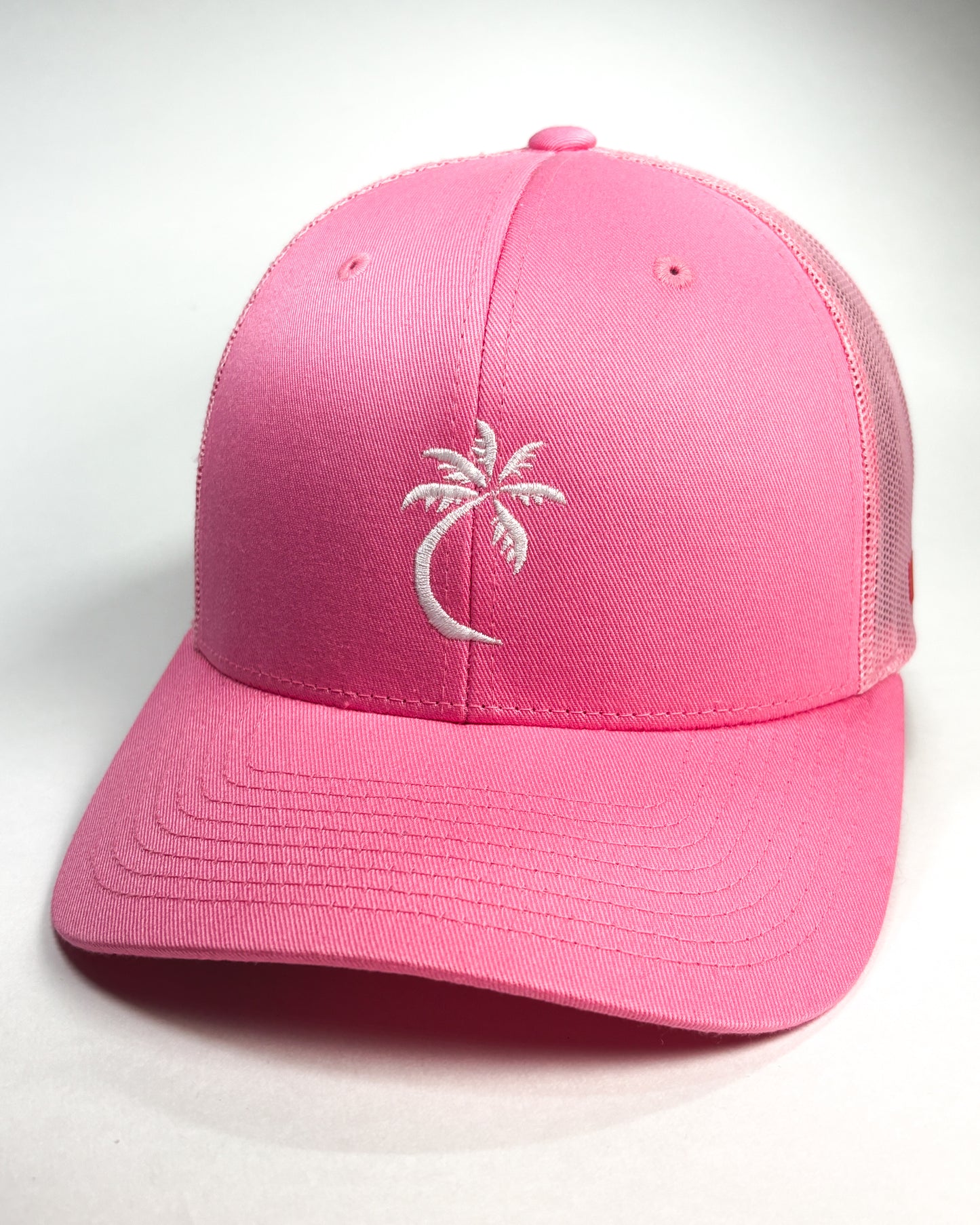 Bravo Cay hat in hot pink with embroidered single palm design