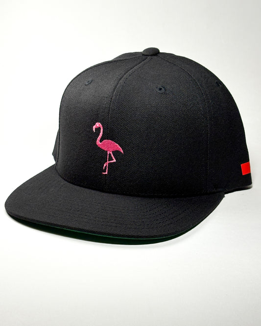 Bravo Cay embroidered flamingo hat pink on black