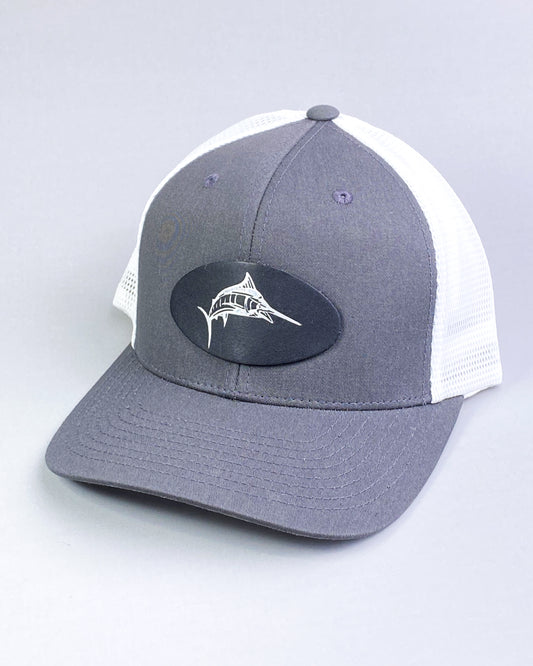 Bravo Cay hat in charcoal/white with marlin design leather patch